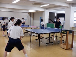 卓球女子
